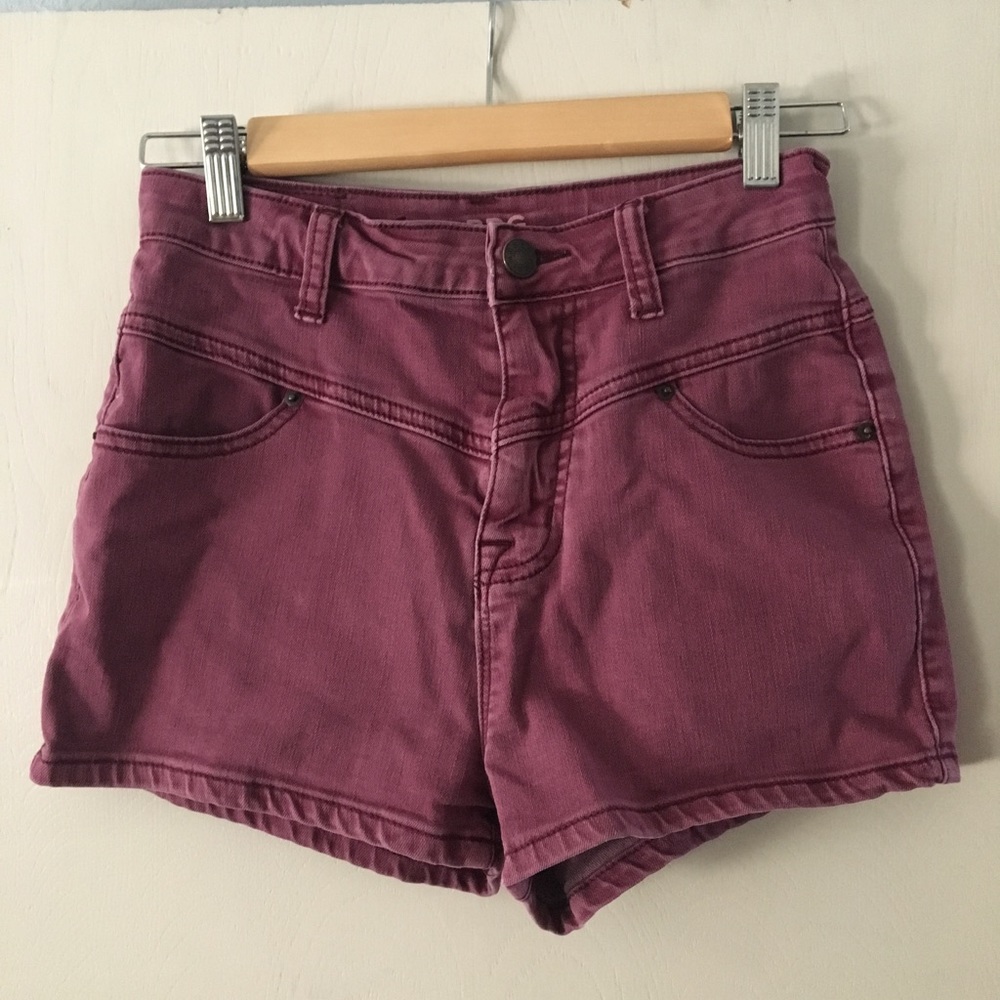 ☀️ Urban Outfitters High Waisted Shorts ☀️